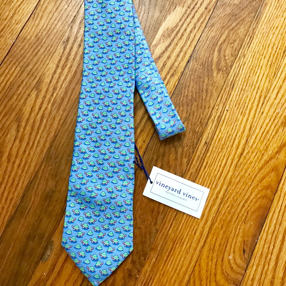 Vineyard vines neck tie